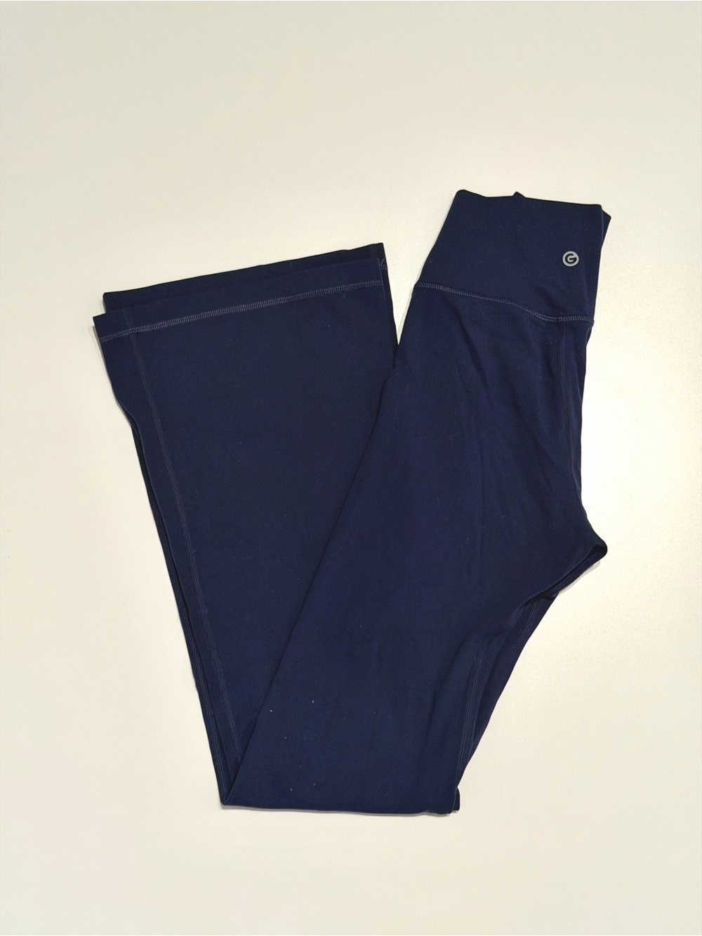 Glowmode navy flare leggings